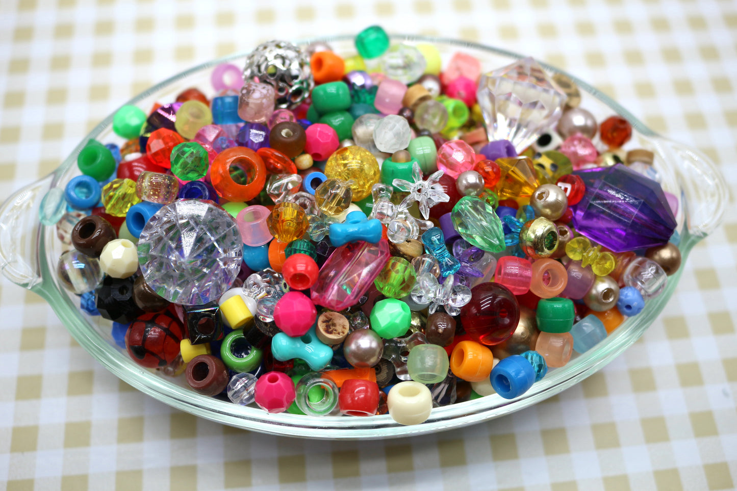 Bead Bonanza: Over 200 Pieces for Creative DIY Projects