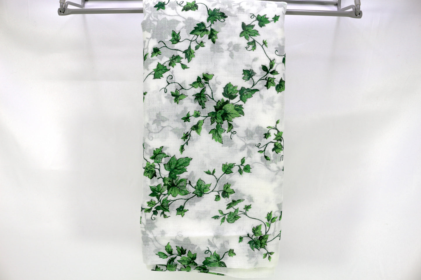 English Ivy Thin Cotton Fabric 45" x 3.25 yds