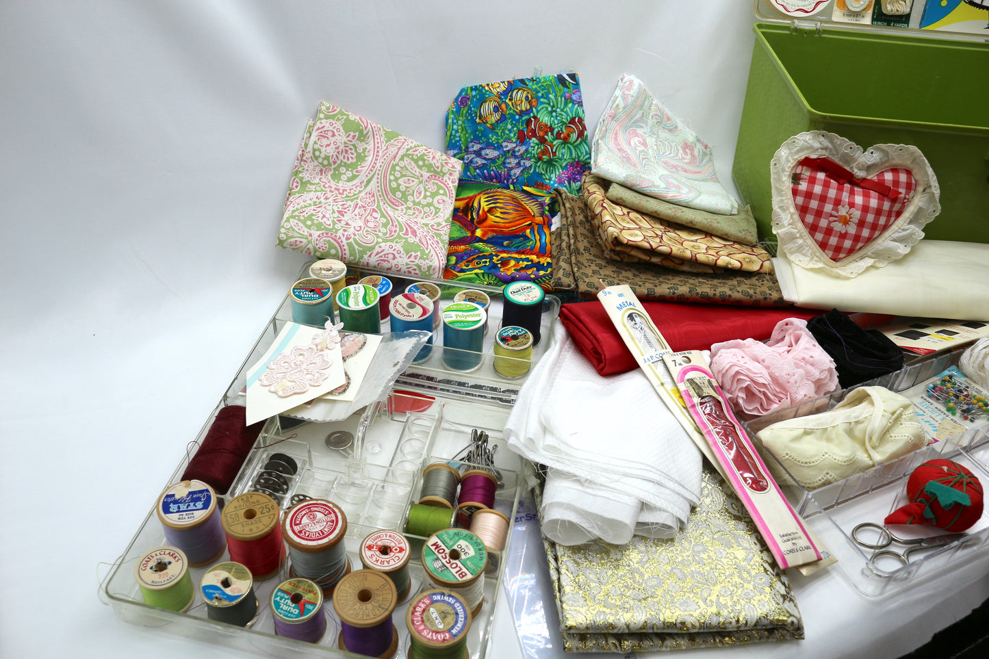 1970s Avocado Green Sewing Starter Box – Curated Vintage Fabrics & Supplies
