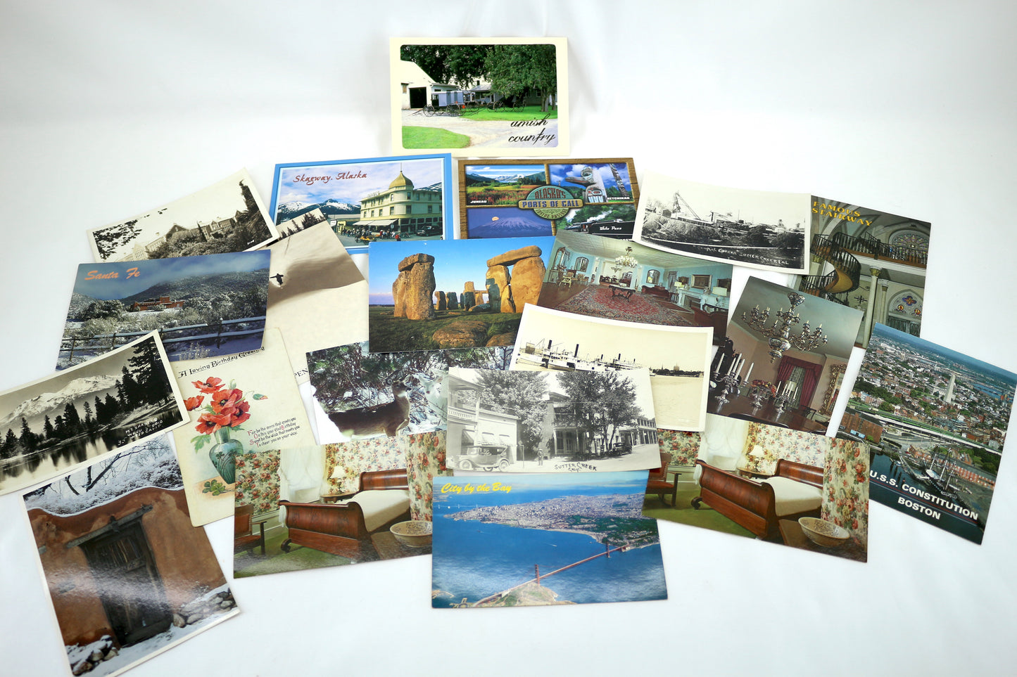 11-Pack: Variety of Vintage Postcards for Creative Use