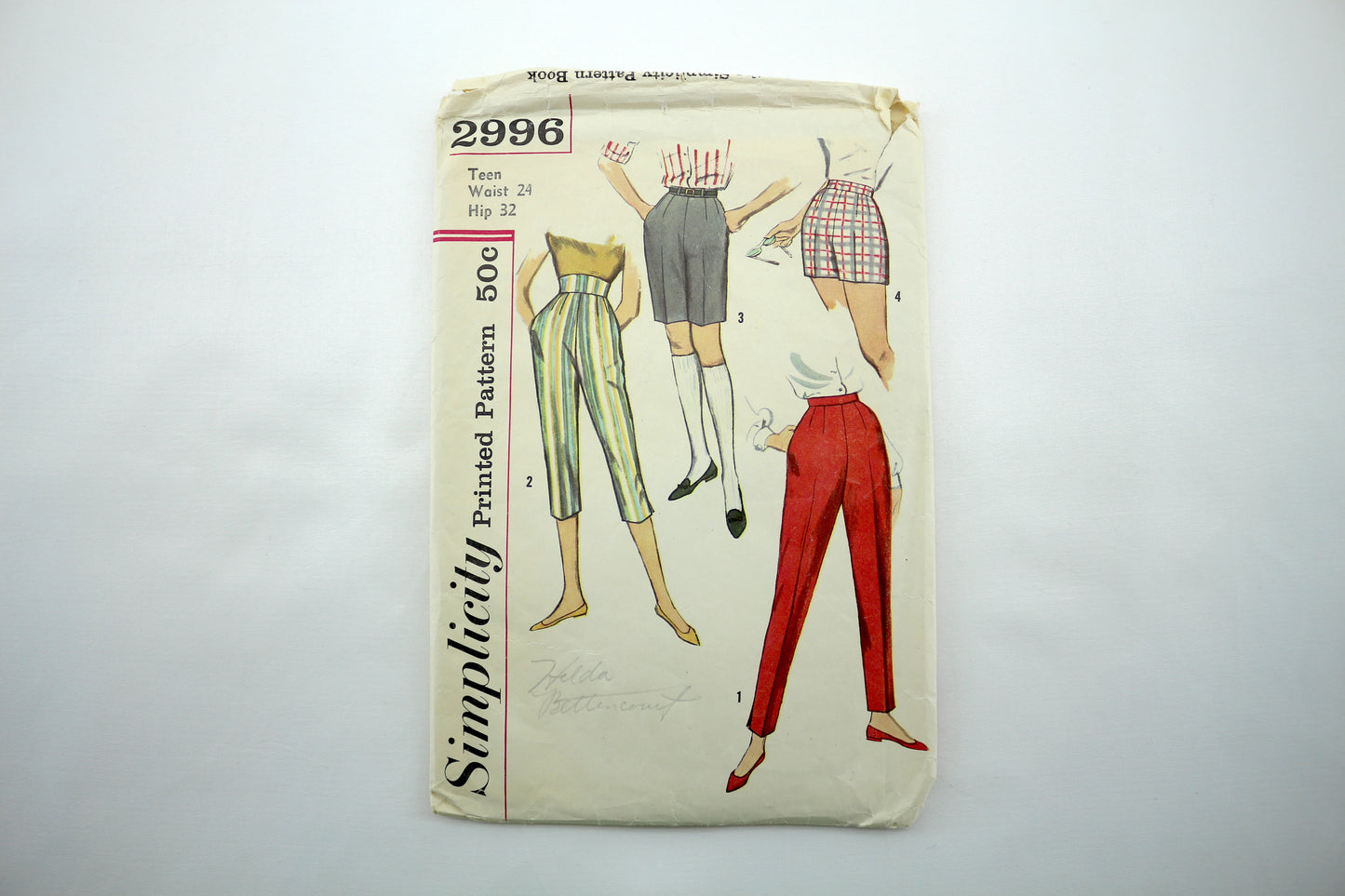 Simplicity 2996 Teen & Junior Pants in Four Lengths Sewing Pattern Teen Waist 24 Hip 32
