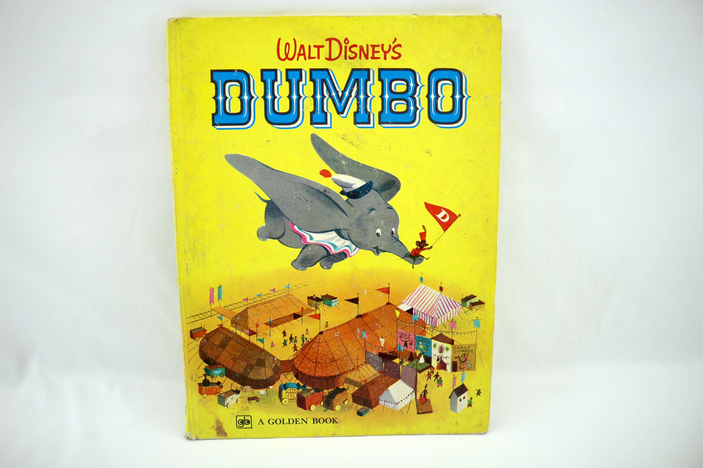 Vintage 1972 Walt Disney’s Dumbo Book - A Classic Tale with Retro Charm