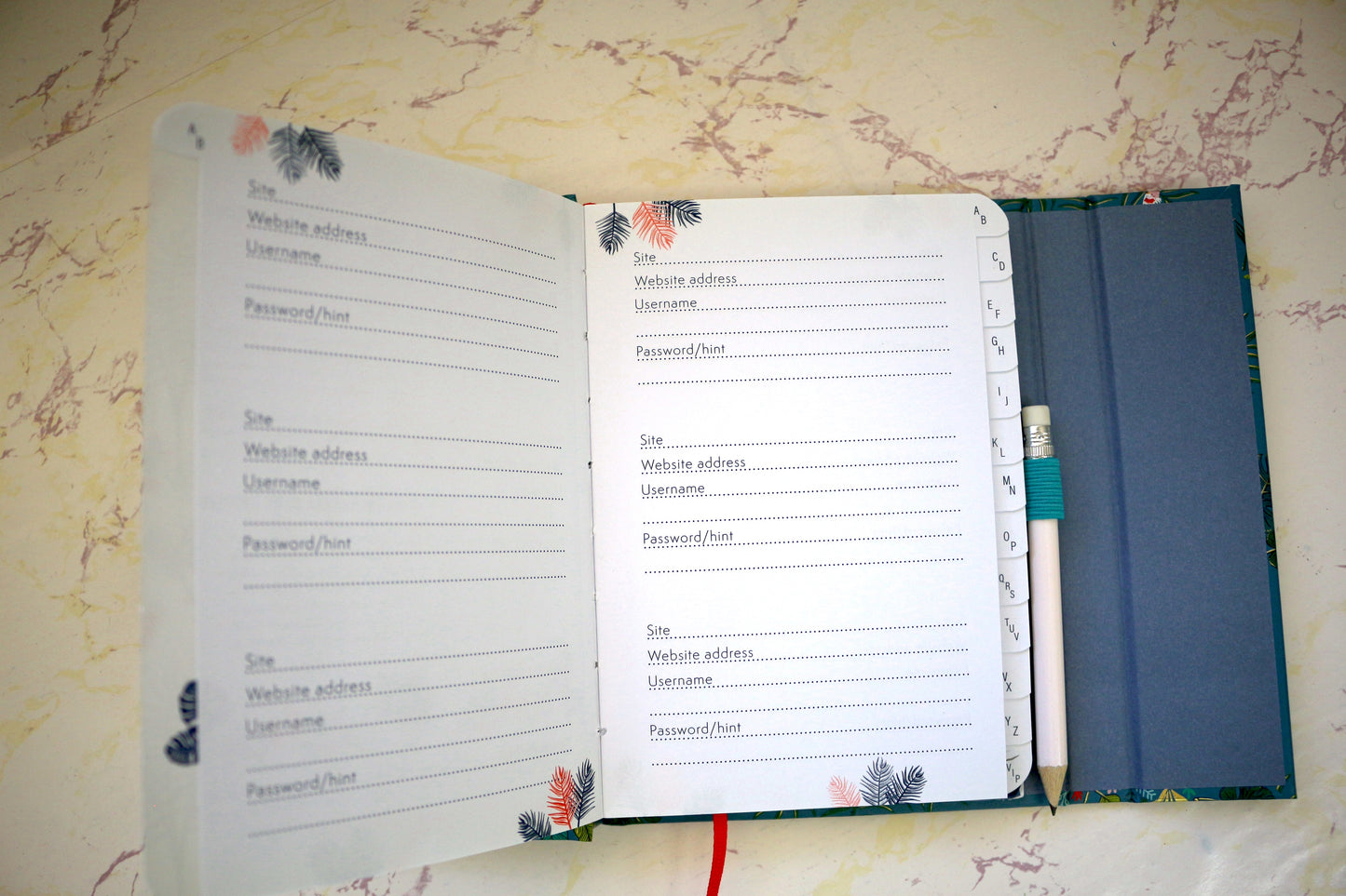 Bird-Themed Address Book – Stylish & Functional for Notes, Passwords, and More