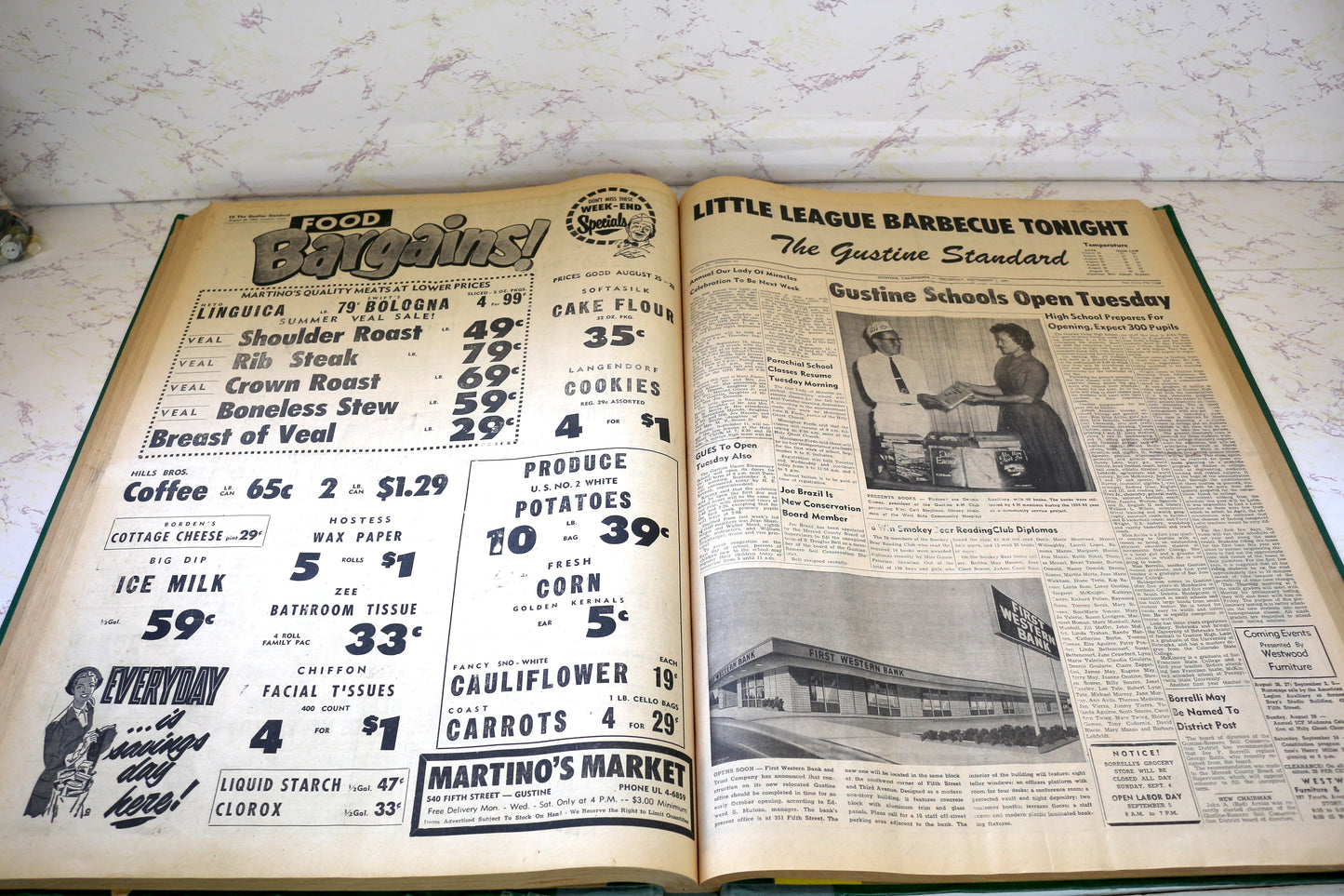 Vintage Gustine Standard Newspaper – 1960 Edition