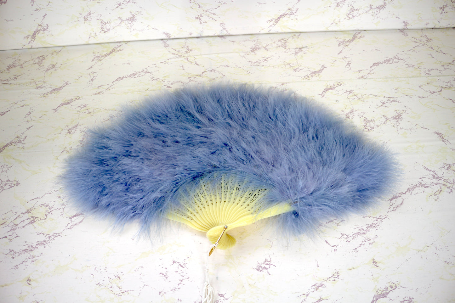 Handmade Feathered Fans – Vintage-Inspired Elegance for Every Occasion!