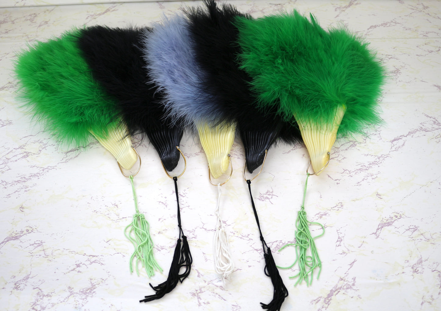 Handmade Feathered Fans – Vintage-Inspired Elegance for Every Occasion!