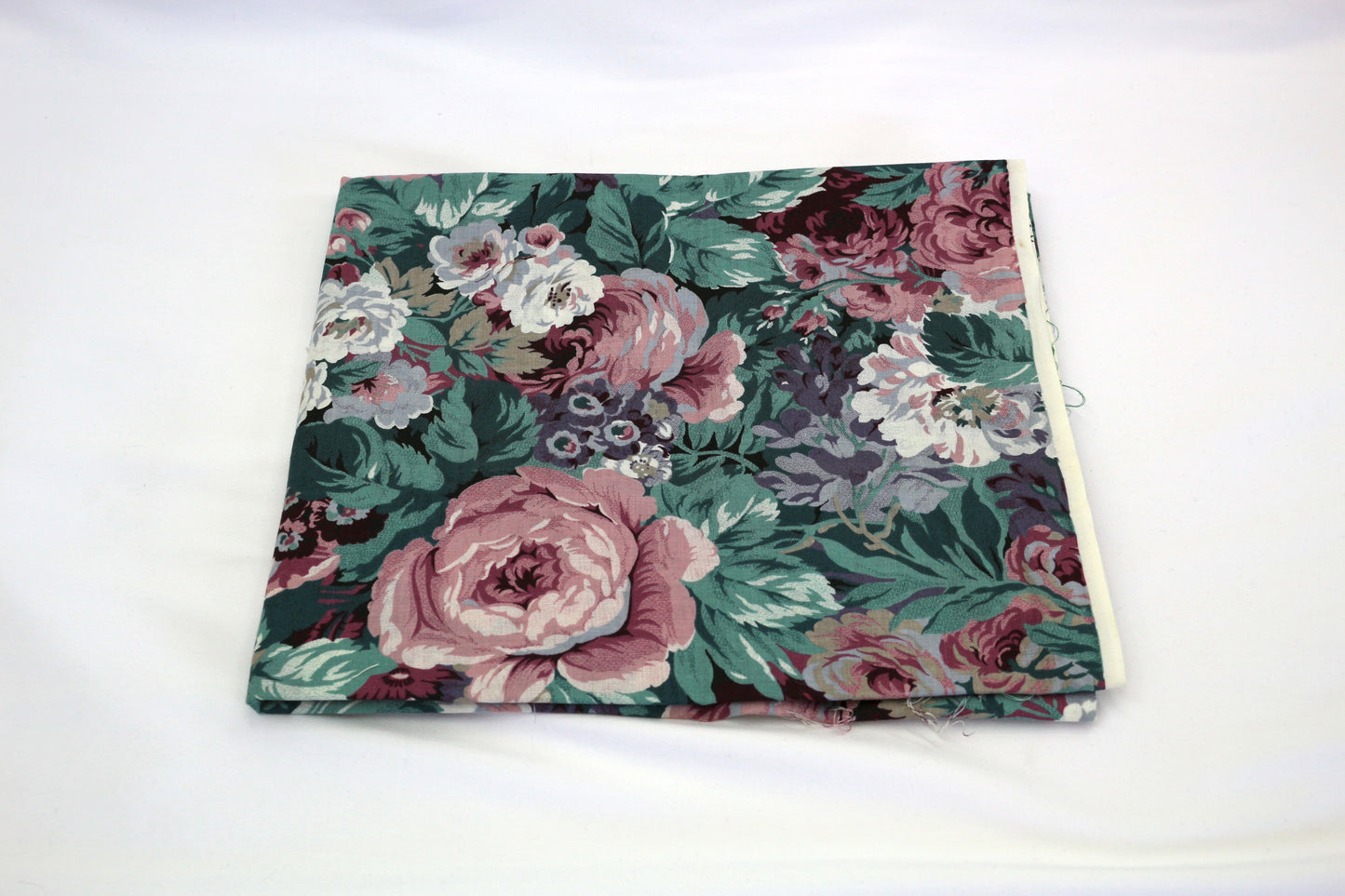 1 yd x 45" 80's Floral Cotton Fabric