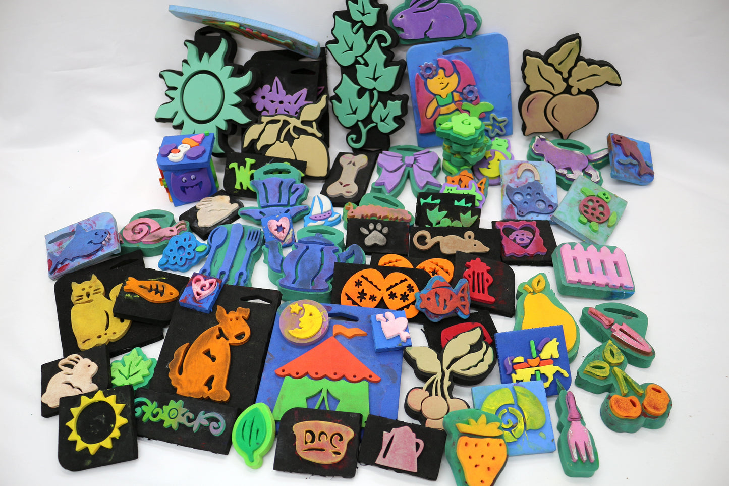 ๐จ Huge Foam Stamp Bundle โ A Creative Treasure Trove! ๐๏ธ