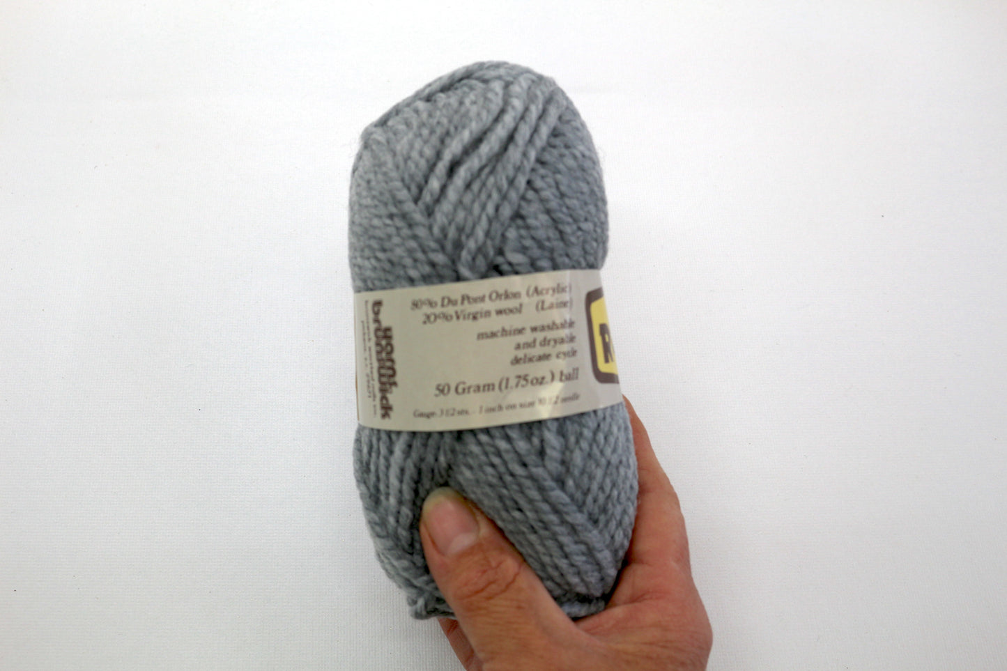 Vintage Rugger Yarn – 80% Orlon & 20% Virgin Wool, Flannel Heather Gray