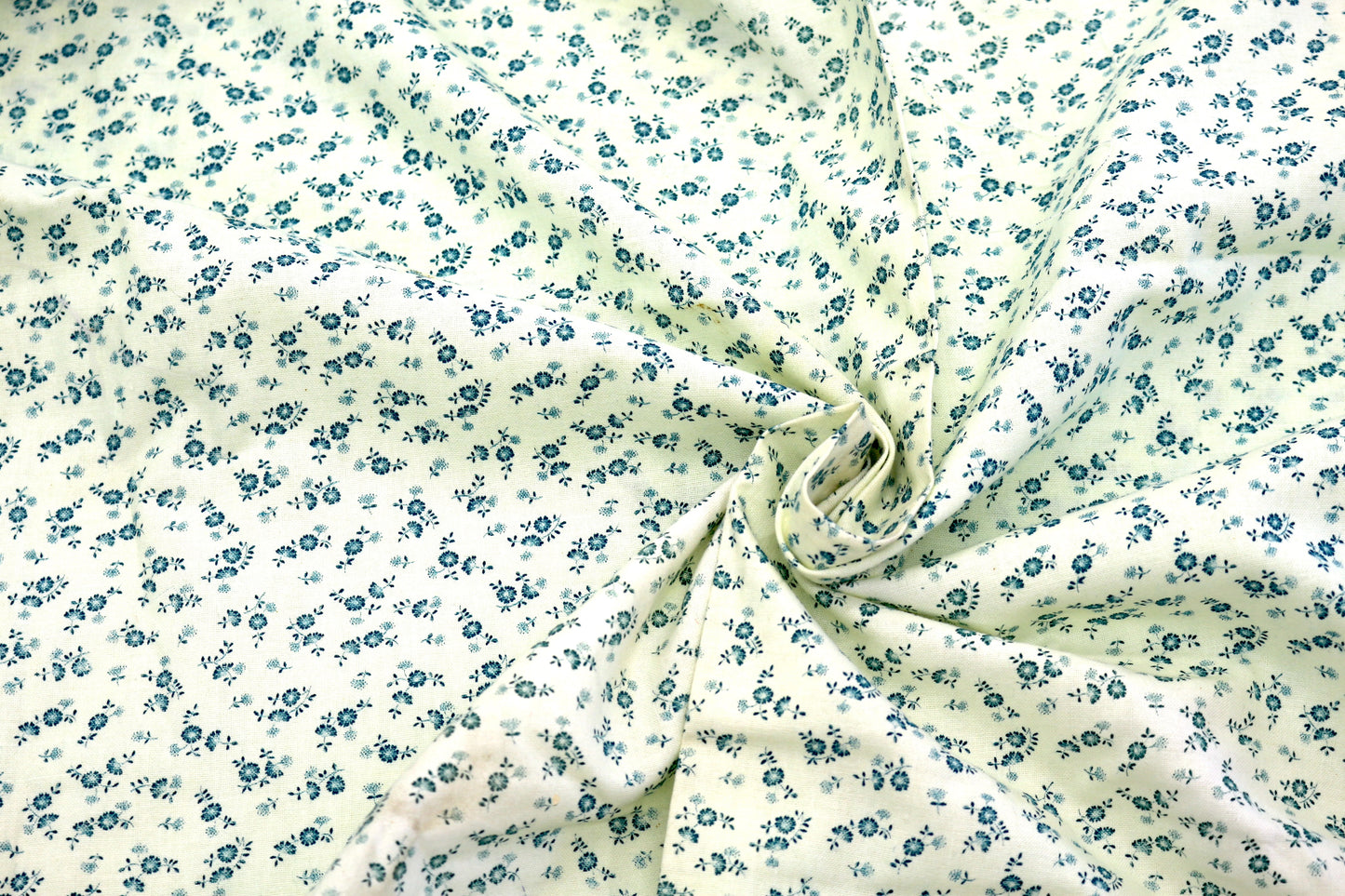 Antique White Fabric with Blue Flowers – Slightly Flawed – 44"x 1.75 yds