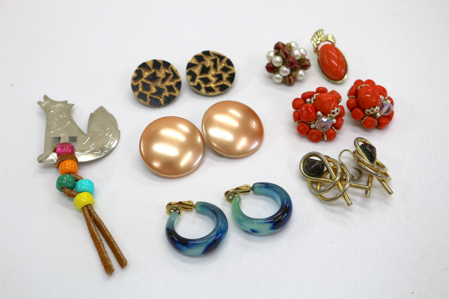 Bundle of Clip-On Earrings – Vintage & Stylish Mix