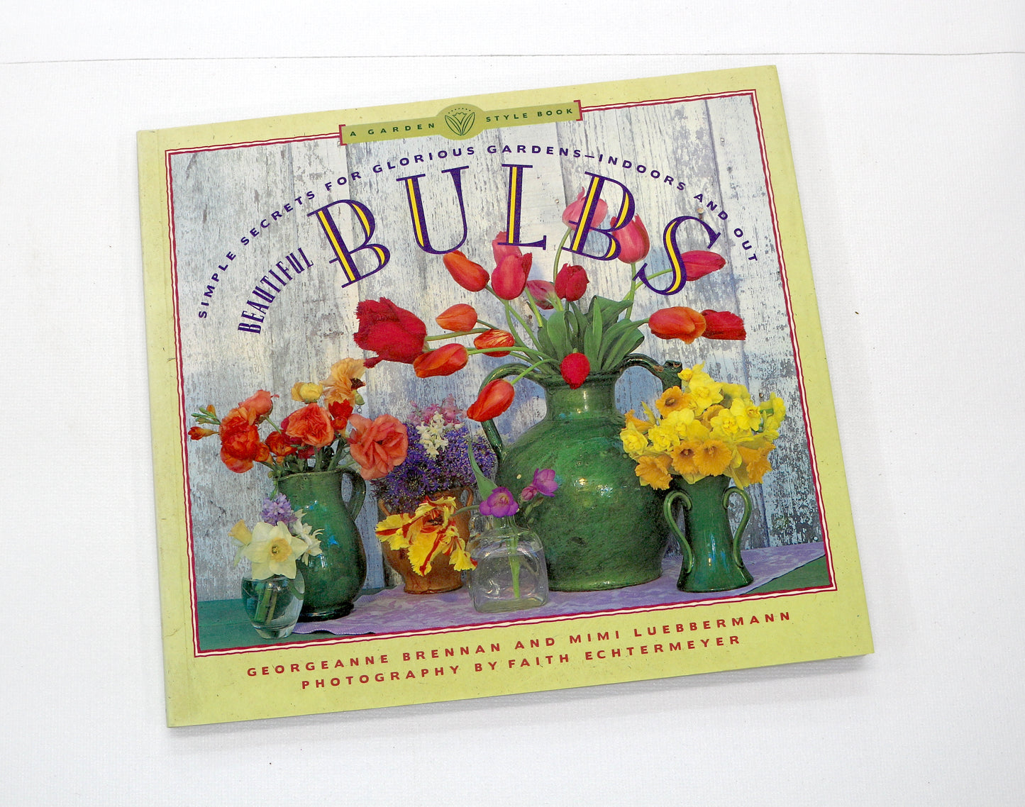 Vintage Gardening Book: Beautiful Bulbs