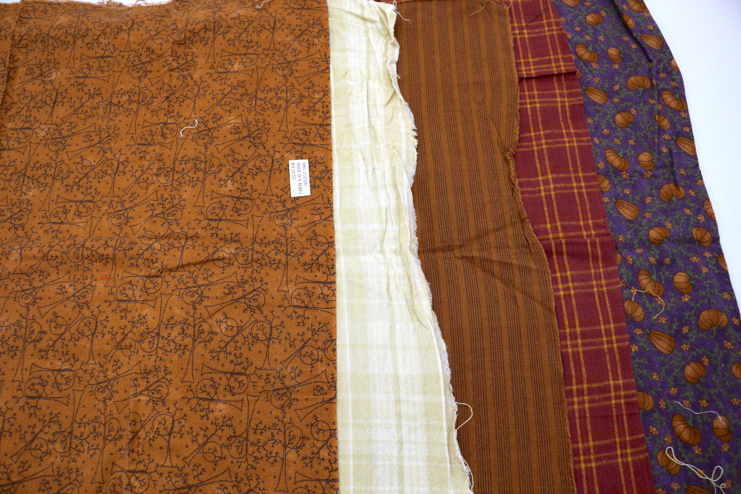 "Fall Loveliness" Fat Quarter Bundle – Cotton & Flannel Mix