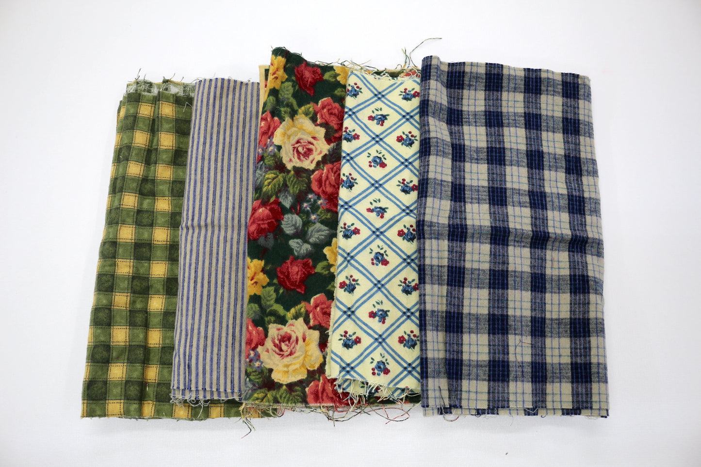 "Everyday Cozy" Flannel Bundle – ¼ Yard Cuts