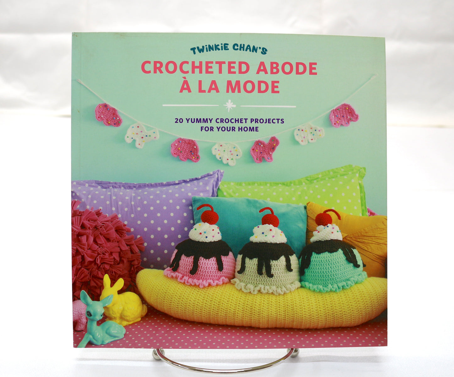 Crocheted Abode A La Mode by Twinkie Chan