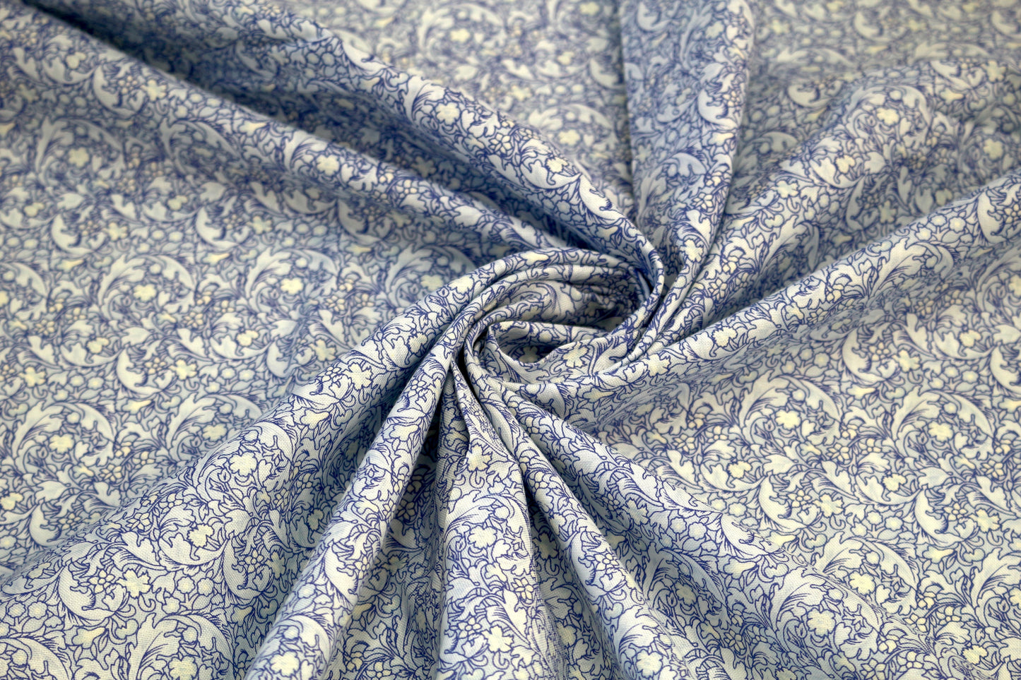 Blue Breeze Swirl & Leaf Cotton – 44" x 1.25 Yards