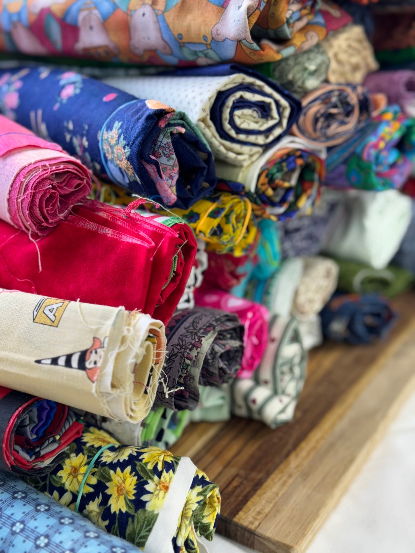 One-Pound Fabric Remnant Bundles – Oranges