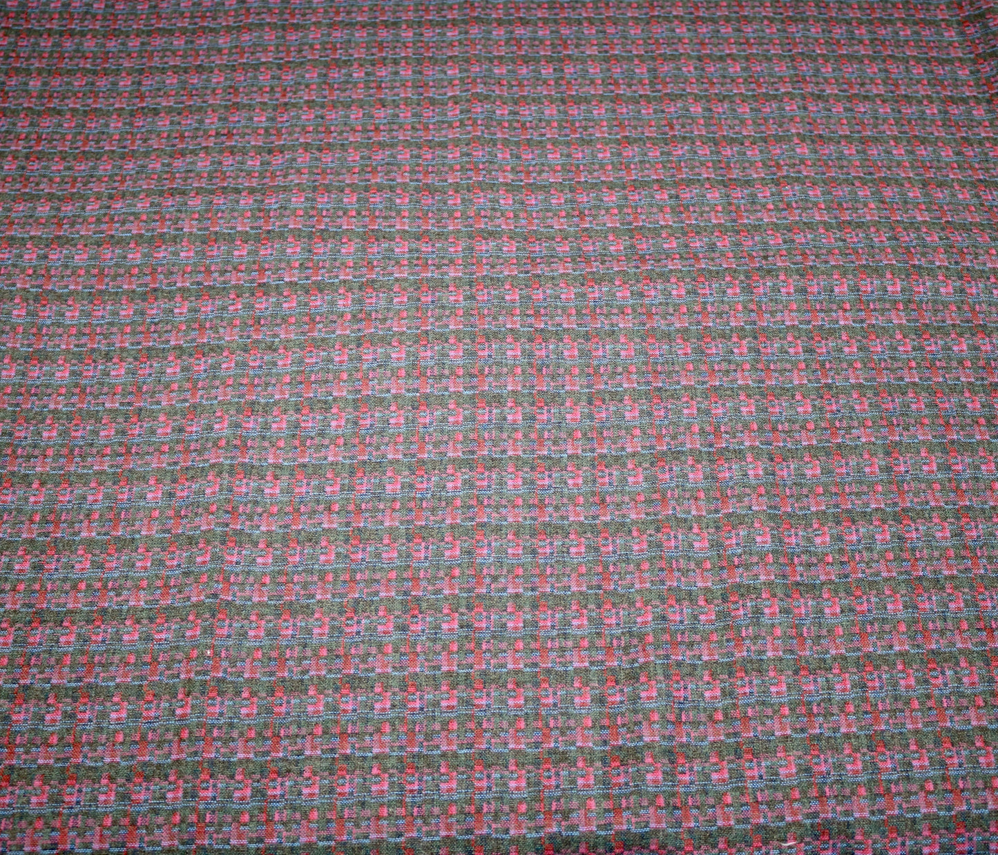 Pink & Gray Patterned Suiting Fabric – 62" x 3.5 Yards