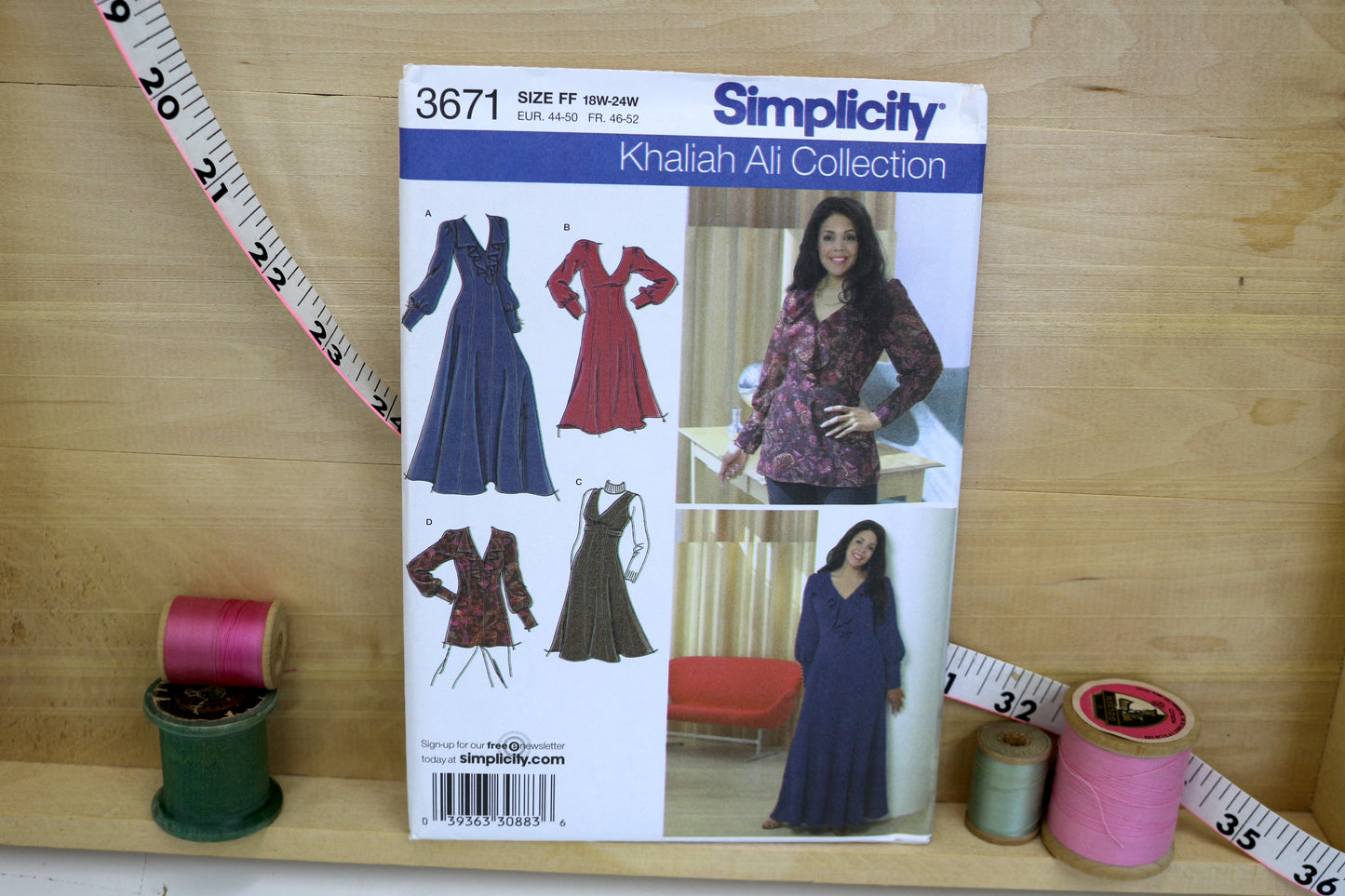 Simplicity Womens Petite Dress, Jumper or Tunic Sewing Pattern size FF 18W-24W