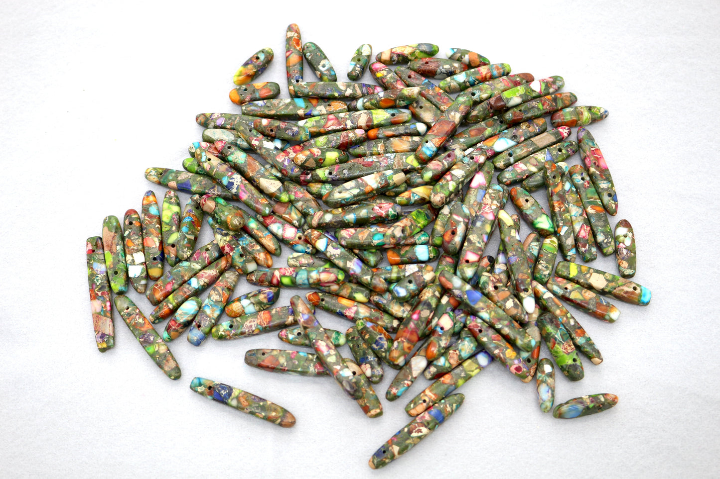 10 oz Mosaic Magnesite Dagger Bead Bundle