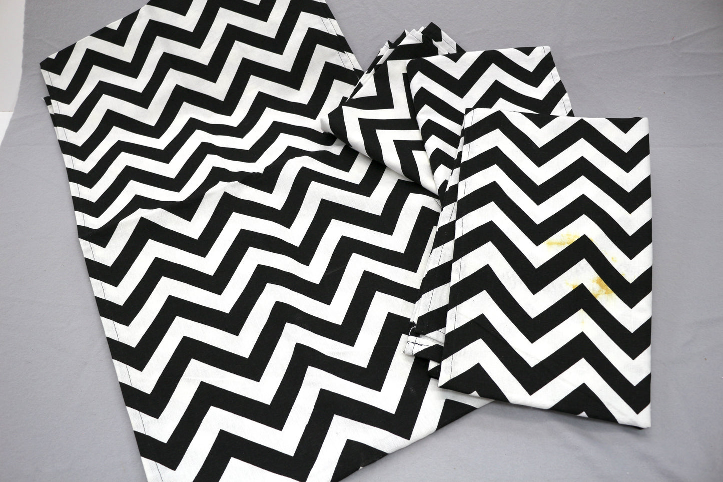 Black & White Chevron Table Runners – Set of 4
