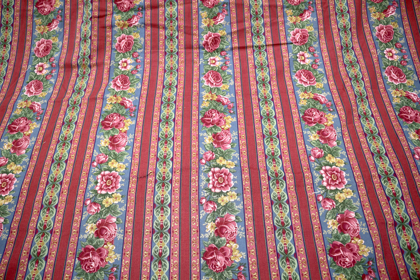 Vintage Floral Stripe Cotton Fabric – 42" x 3.5 Yards