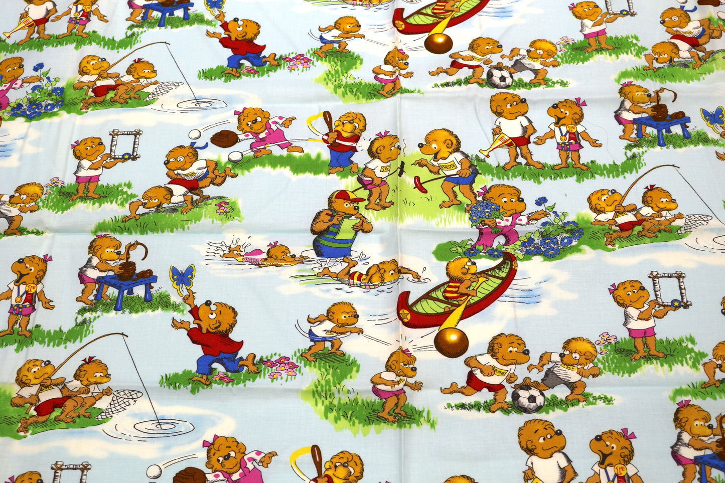 Vintage Berenstain Bears Outdoor Activities Fabric – 1 Yard
