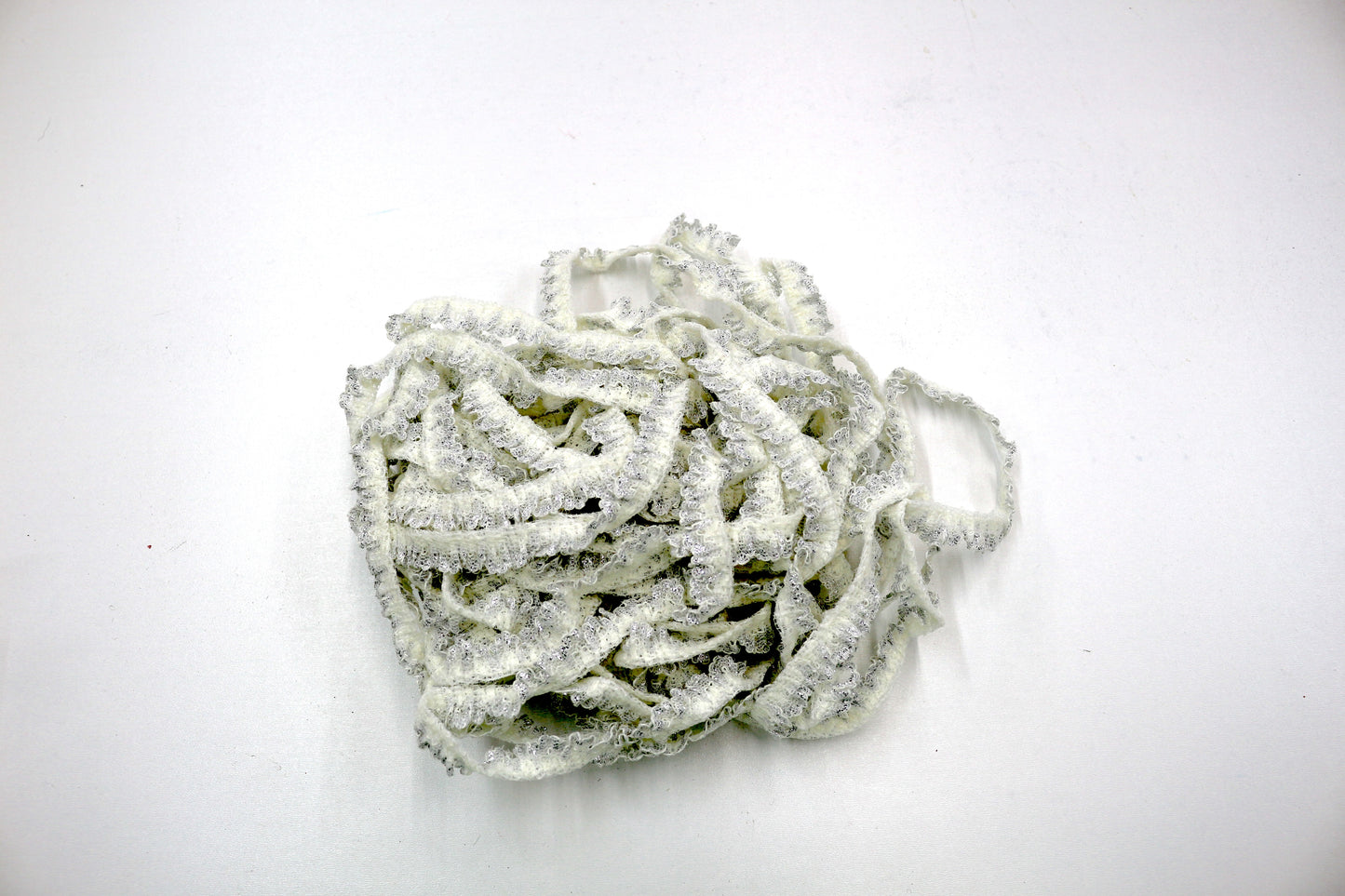 Decorative Trim – White and Silver ✂️✨