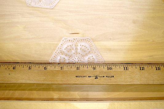 Needlepoint Plastic Flower Bases – Set of 5 for $3