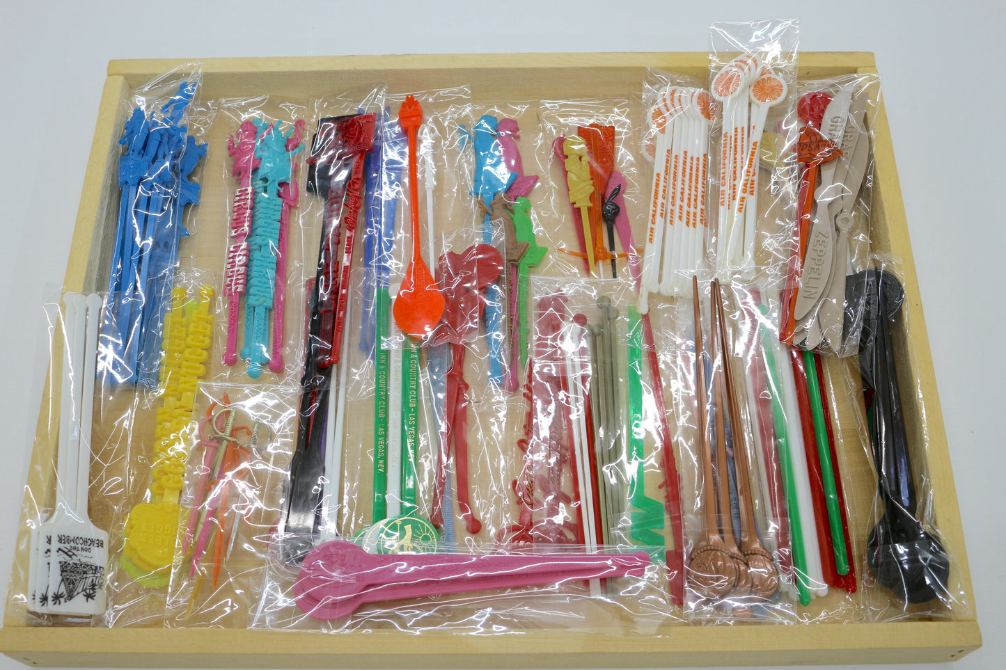 Vintage Swizzle Stick Bundle – Golden Nugget, Circus Circus, Harrah’s & More