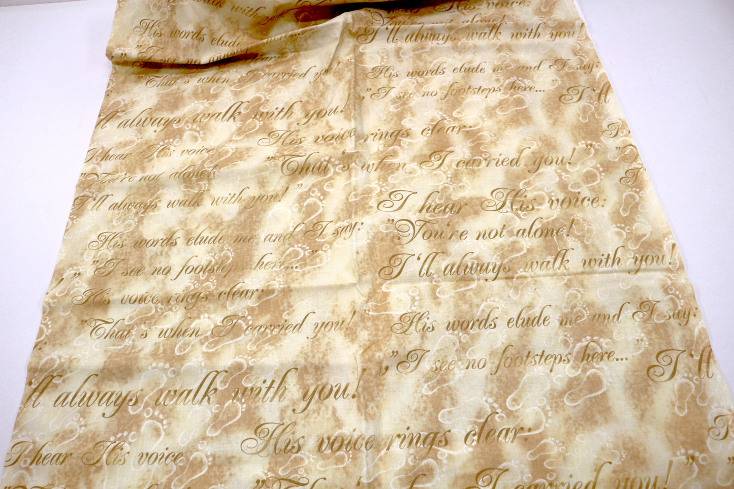 👣 Footprints Prayer Cotton Fabric – 45" x 1 Yard