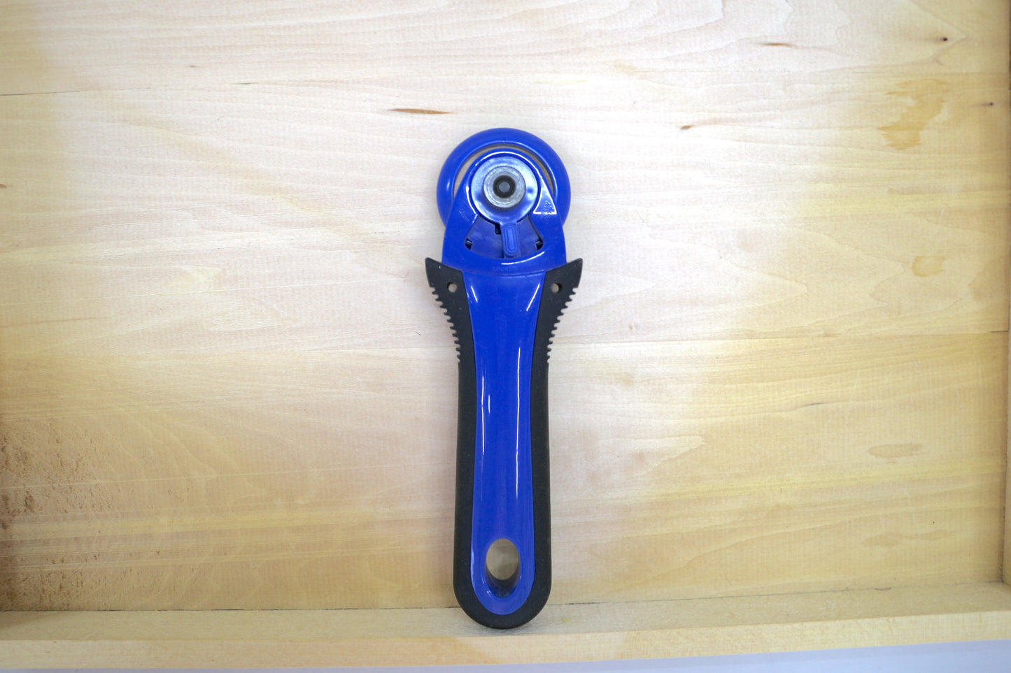 ✂️ Kai Rotary Cutter – 45mm (No Blade Included)