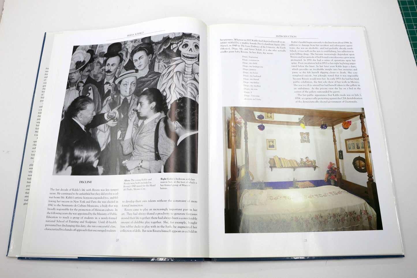 Vintage Books β Choose Your Favorite at Checkout πβ¨