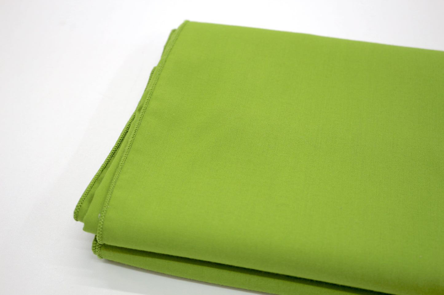 Lime Green Tablecloth – 90" x 60" | Vibrant Solid Color