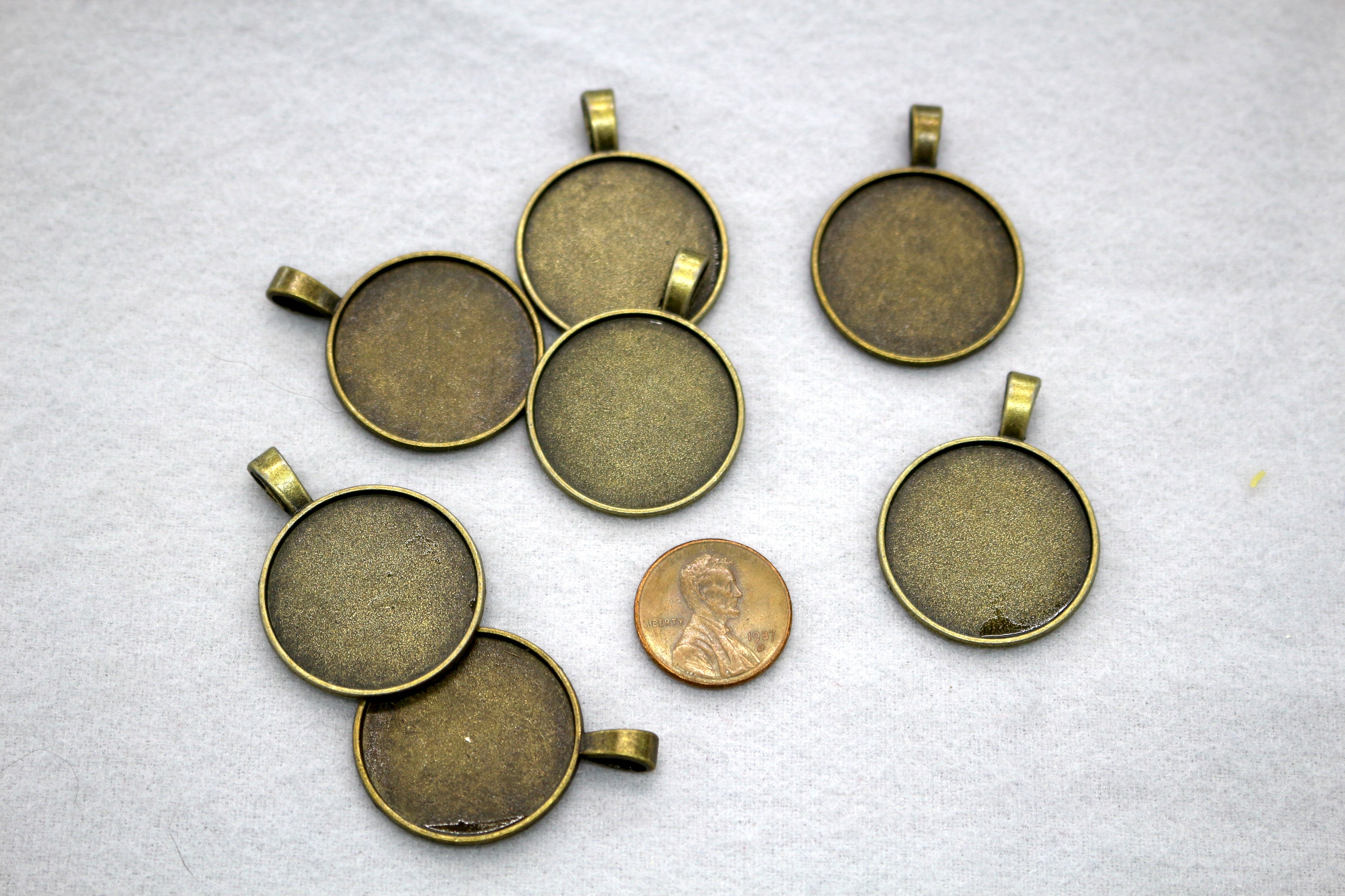 6 Castoni Rotondi In Bronzo Antico Per Cabochon 14 Mm - Senza Occhiello, Per Gioielli Fai-da-te