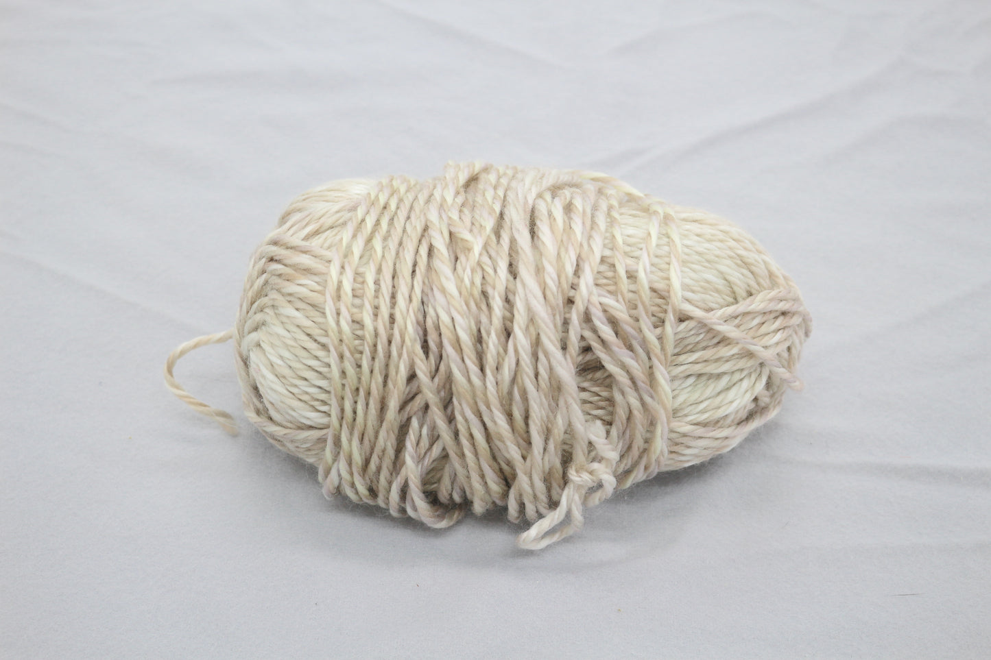 Natural Cream Yarn Skein – Undyed Look – Neutral Knitting & Crochet Yarn – Soft Off White