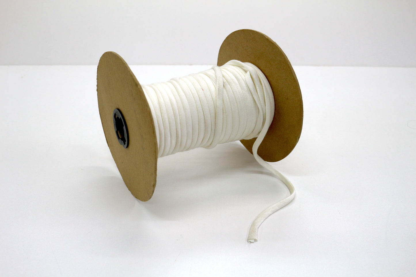 White Piping Trim on Roll – Cotton Blend Corded Piping – Upholstery & Sewing Supply