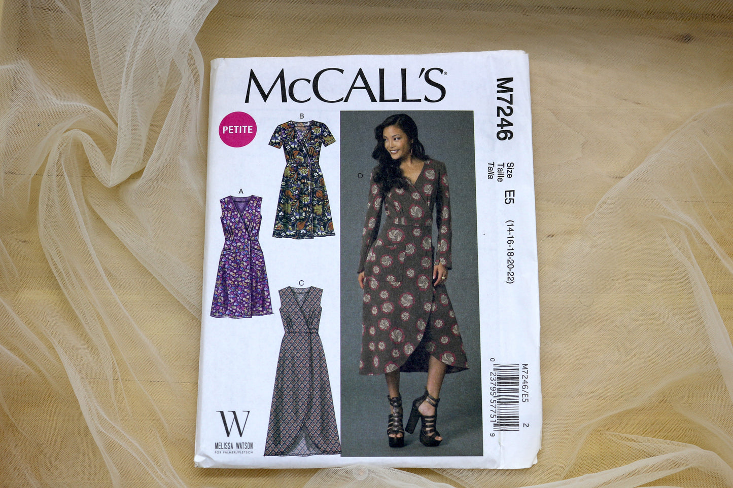 McCalls 7246 Misses Dress Sewing Pattern size 14-22