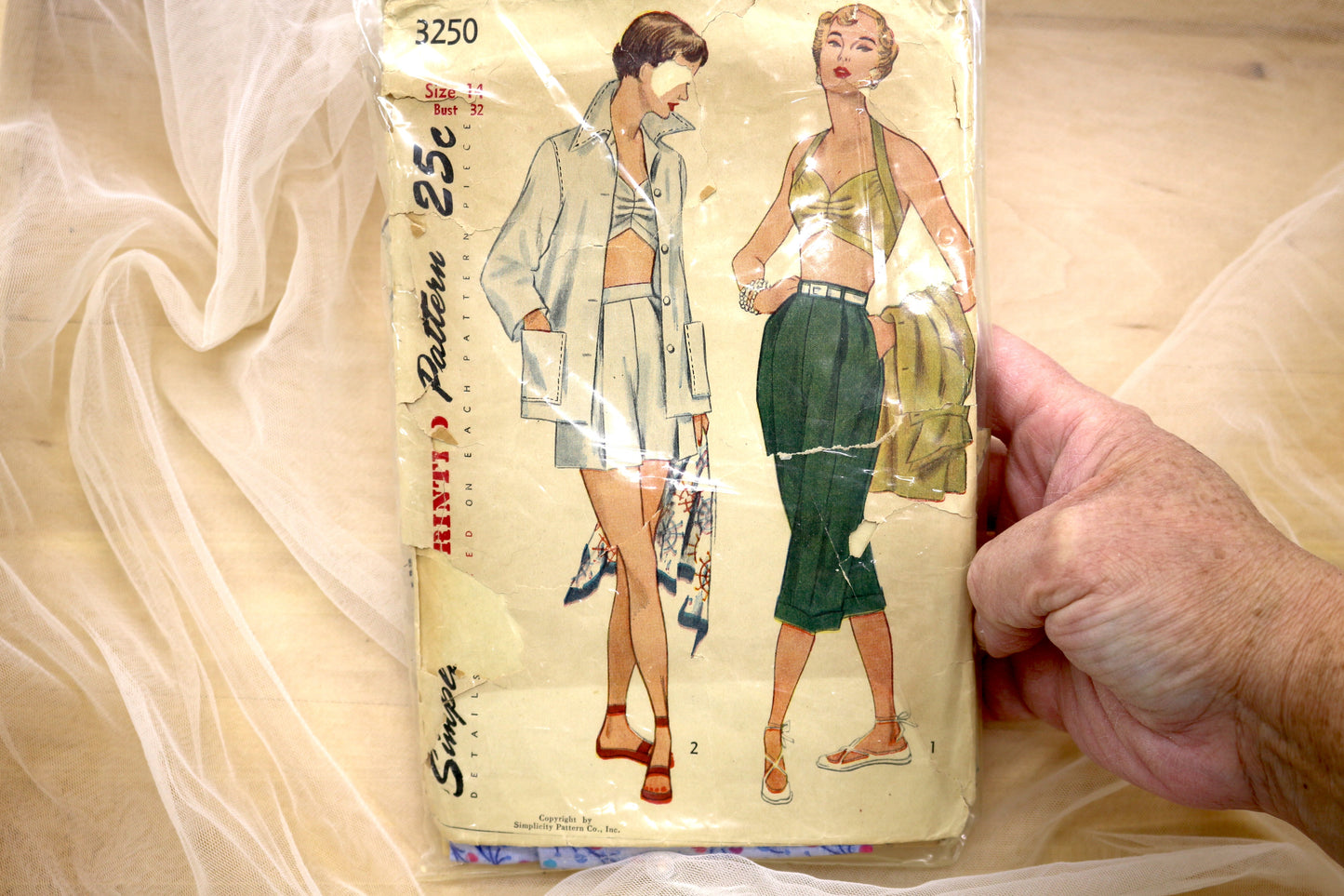 Simplicity 3250 Misses Jacket, Bra, Shorts and Pedal Pushers Sewing Pattern size 14 bust 32