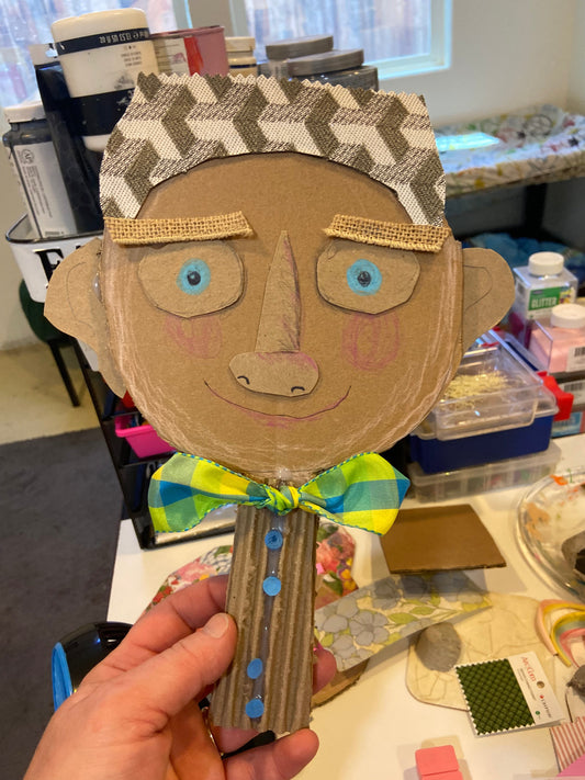 Crafting with Cardboard: DIY Magic from What You Already Have 📦