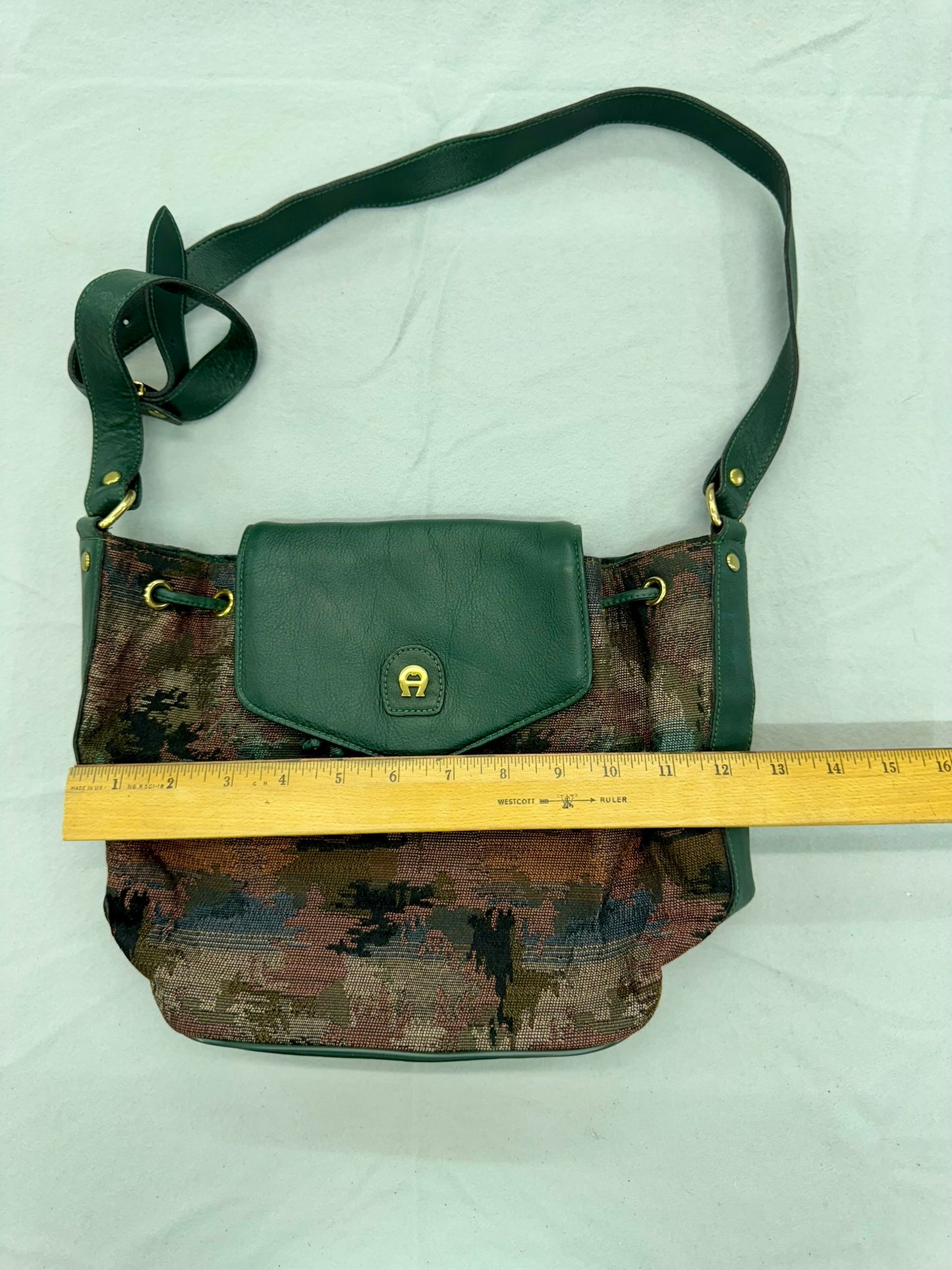 90's Vibes Purse – Secondhand Bag for Upcycling or Everyday Use