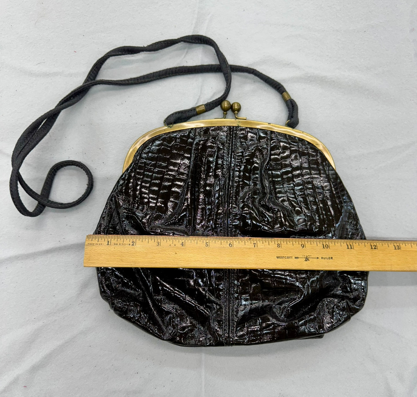Big Coin Purse – Secondhand Bag for Upcycling or Everyday Use