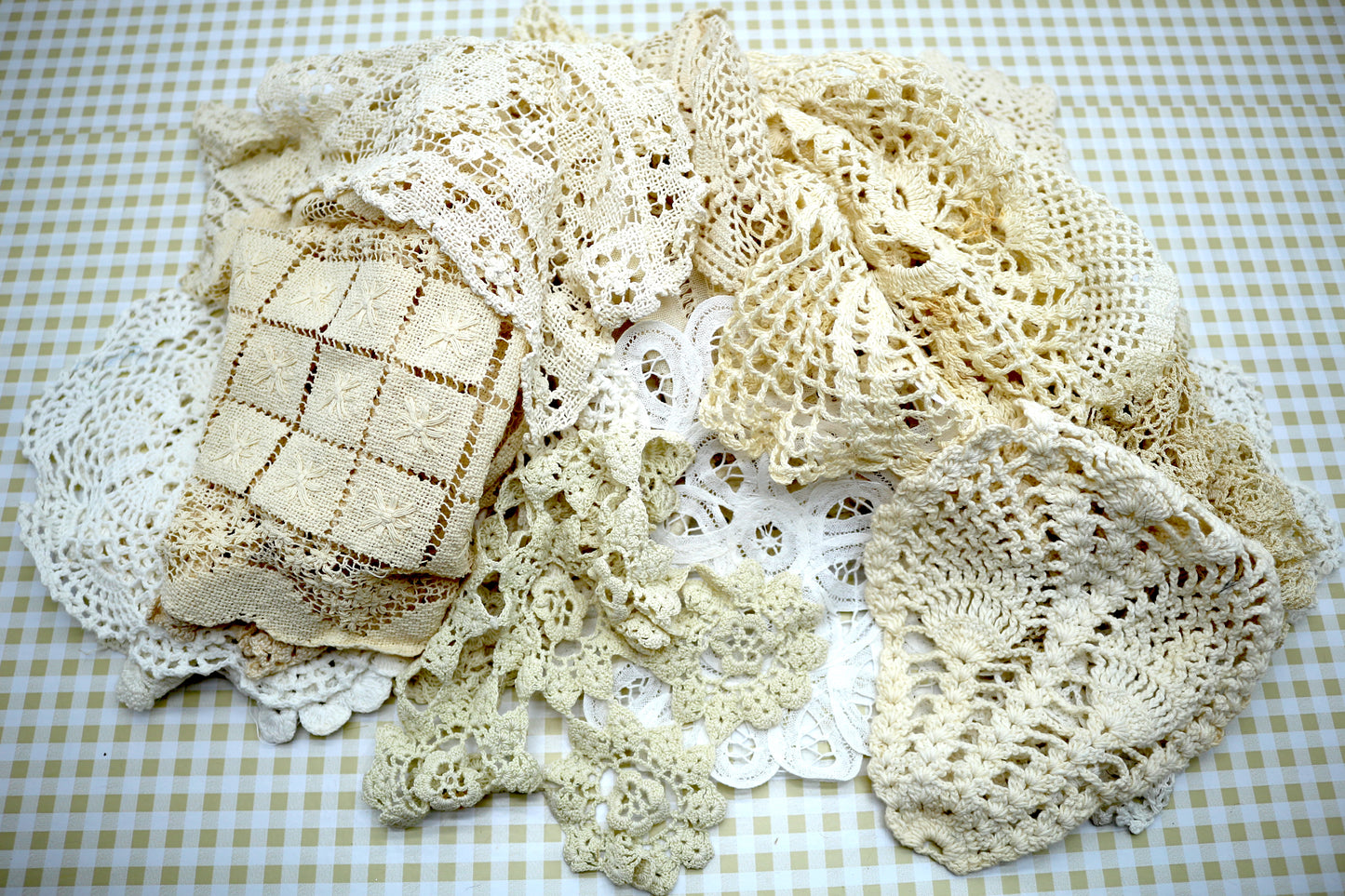 1/2 Pound Variety Mix of Cloth Doilies, Plant Accessories, Office Decorations