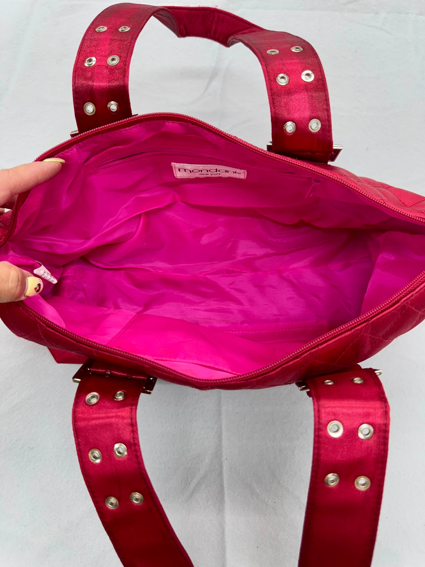Hot Pink Shoulder Bag   – Secondhand Bag for Upcycling or Everyday Use