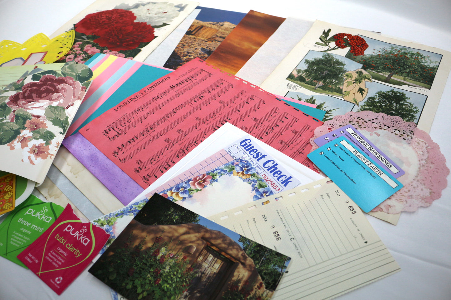 Vintage Flower Theme Junk Journal Paper Kit Over 30 Pieces, Ephemera Pack