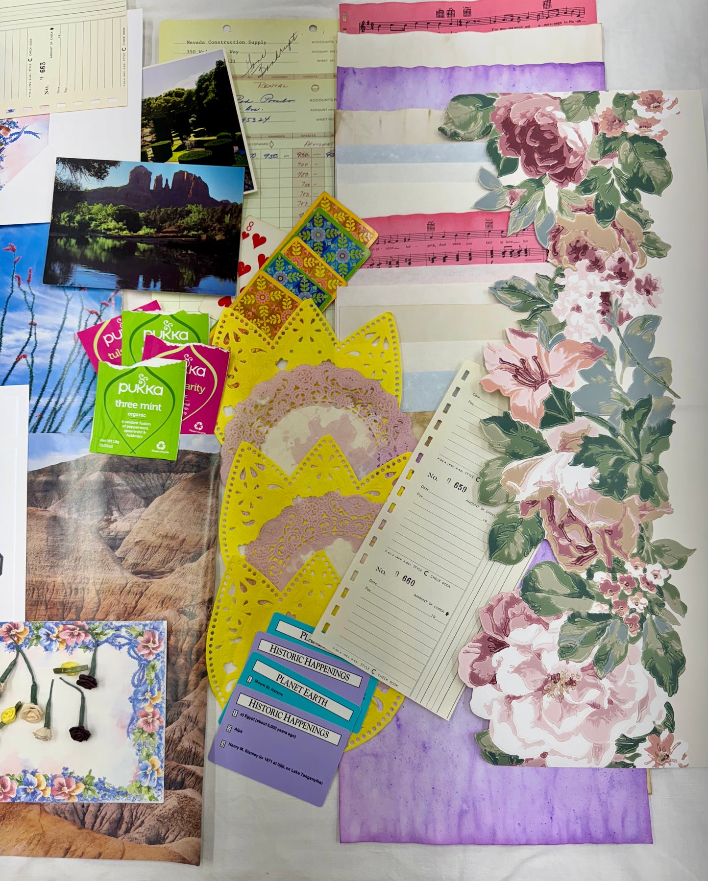 Vintage Floral Junk Journal Kit – 50+ Ephemera Pieces for Scrapbooking & DIY Crafts