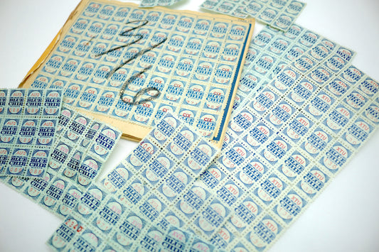 Vintage Blue Chip Saving Stamps - 100 Stamps - Vintage Saving Stamps, Junk Journal, Scrapbooking, Blue Chip Stamps, Paper Ephemera