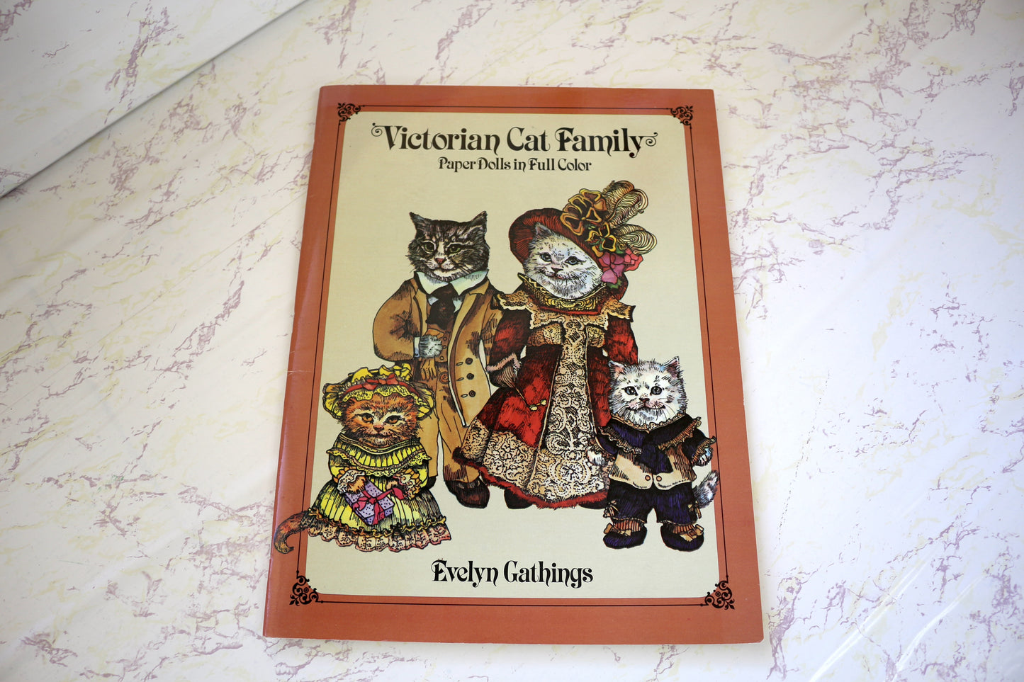 Victorian Cat Paper Doll Book – Whimsical Creativity Awaits!