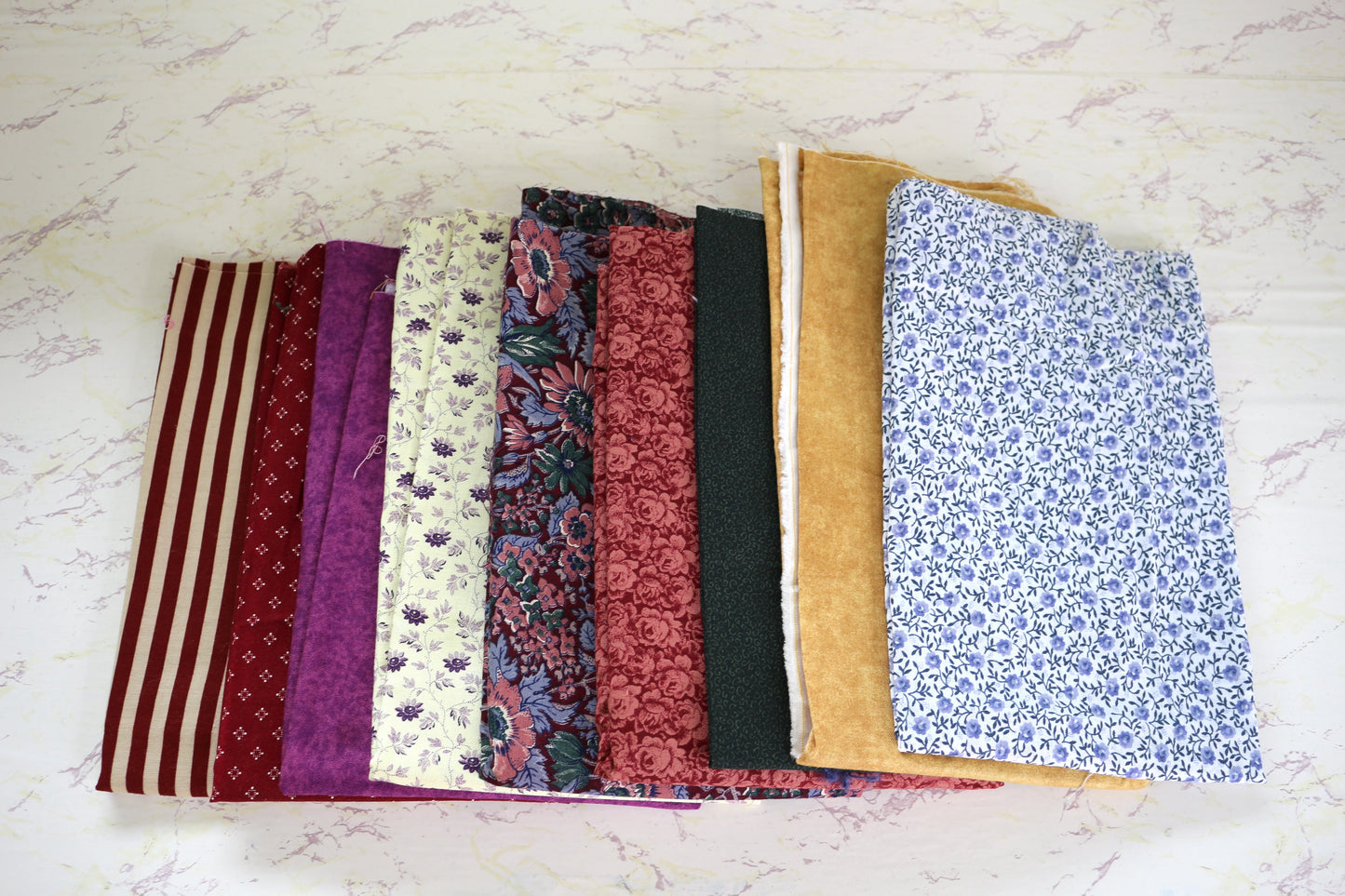 Sustainable Creativity: 1.5 lb Cotton Fabric Sets Crafty Cuts Collection