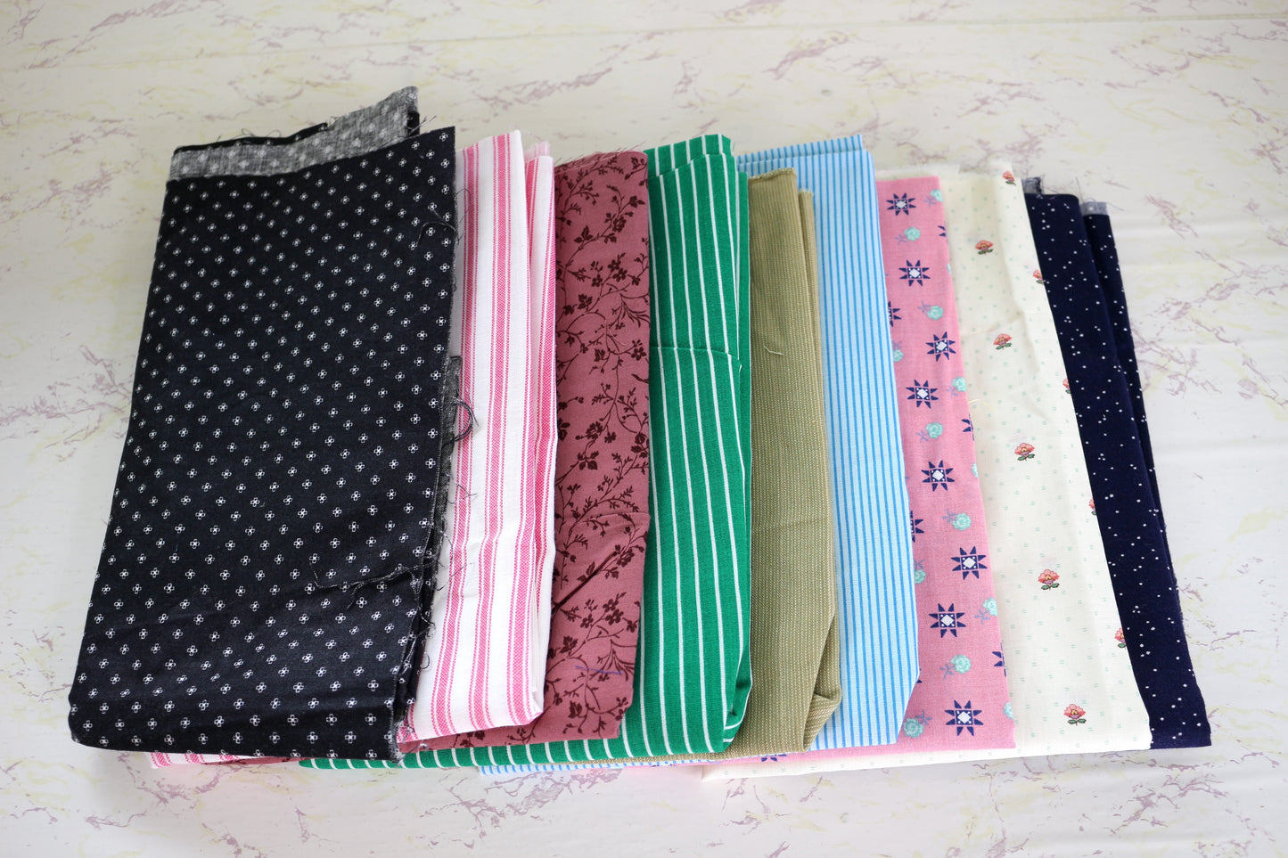 Sustainable Creativity: 1.5 lb Cotton Fabric Sets Thread & Thrift Bundle